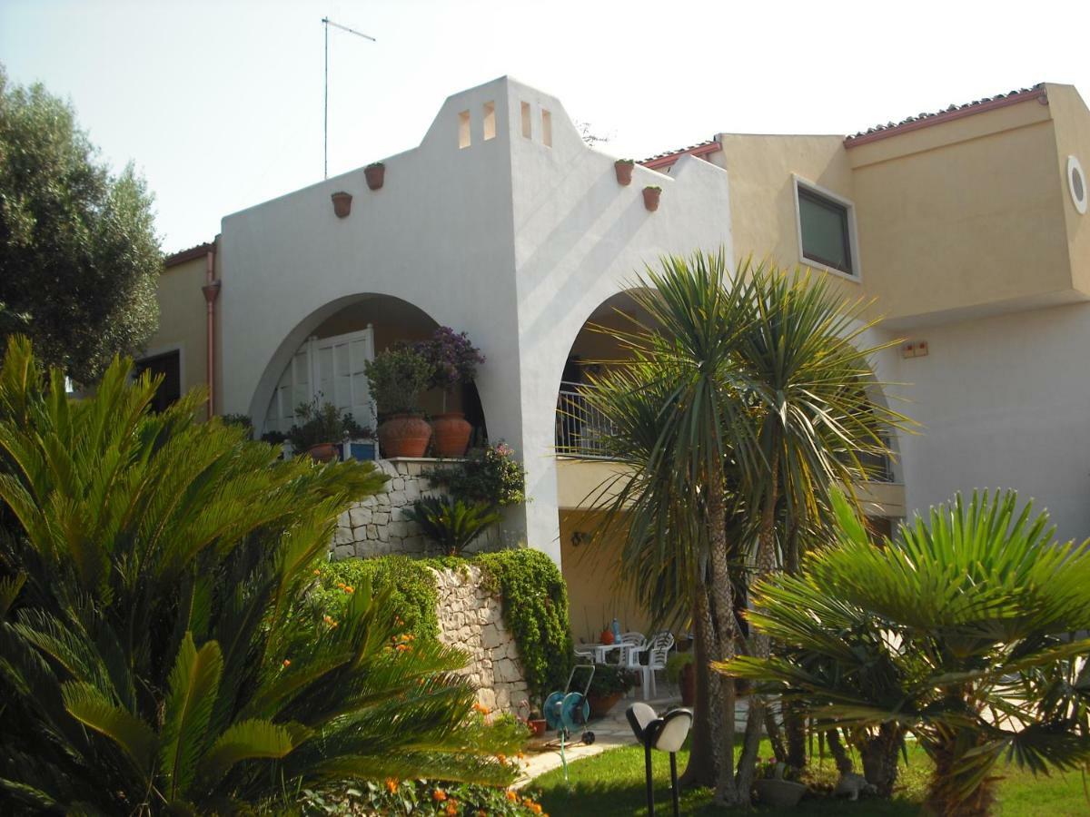 "Villa Rosa" Marina di Ragusa Exterior photo